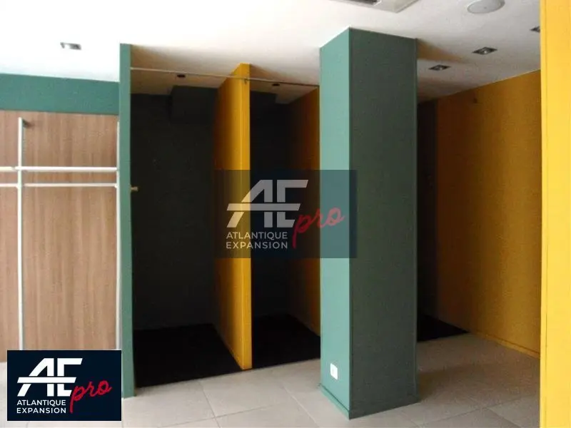 Local commercial PAQUEBOT