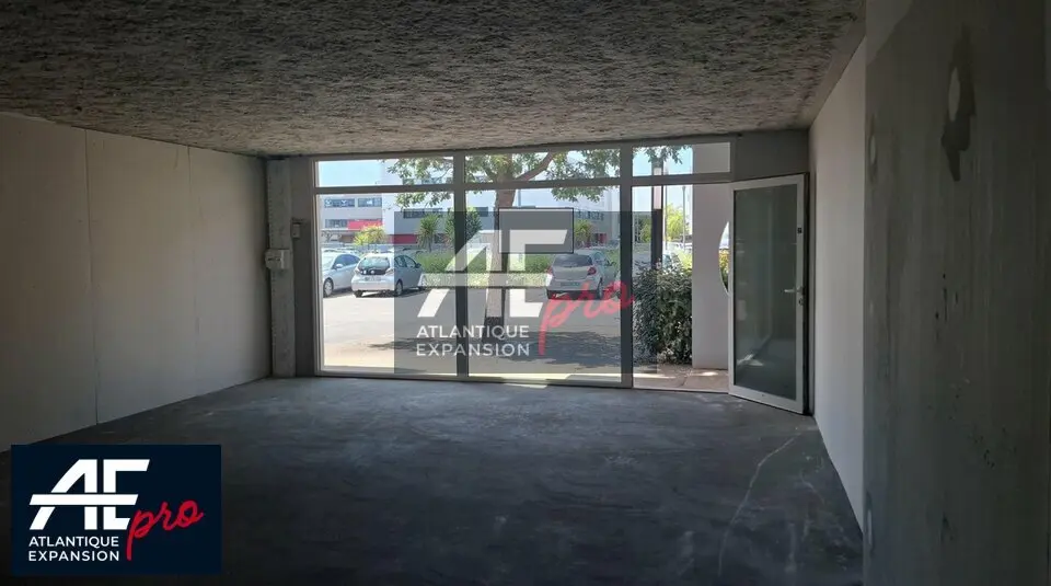 A louer Local commercial  49.95m² Trignac