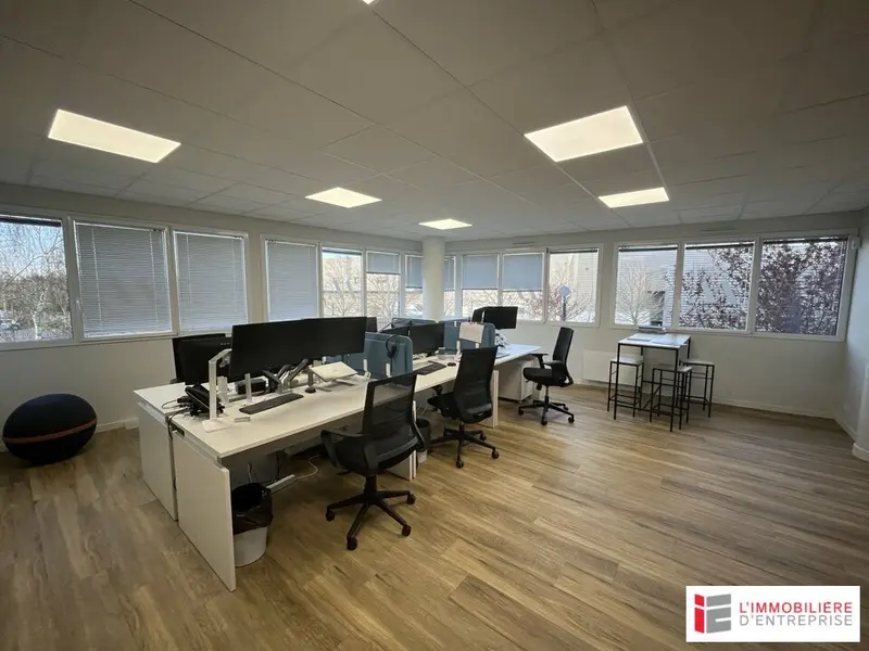 Bureau à vendre - Saint-Malo (35400) - 140 m²