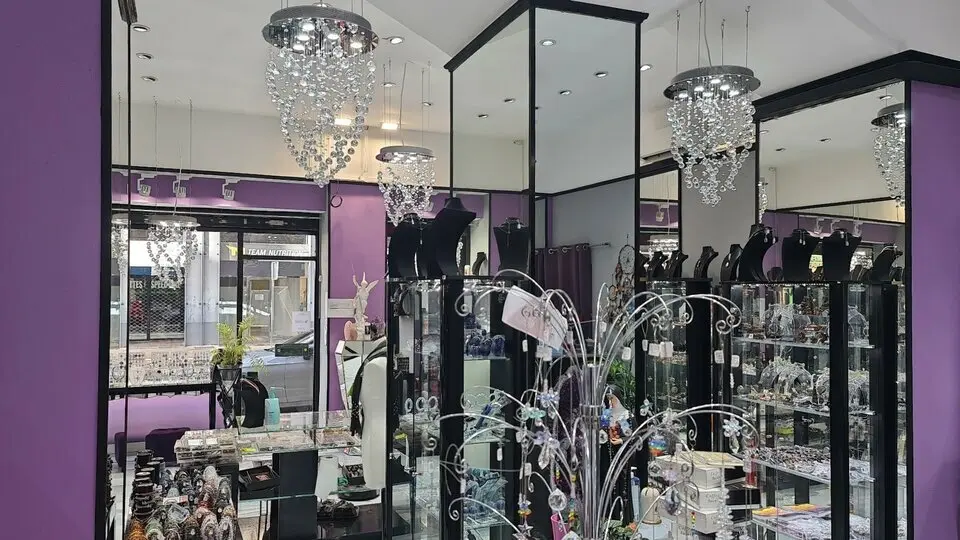 BUFFA LOCAL RÉNOVÉ 83 M²