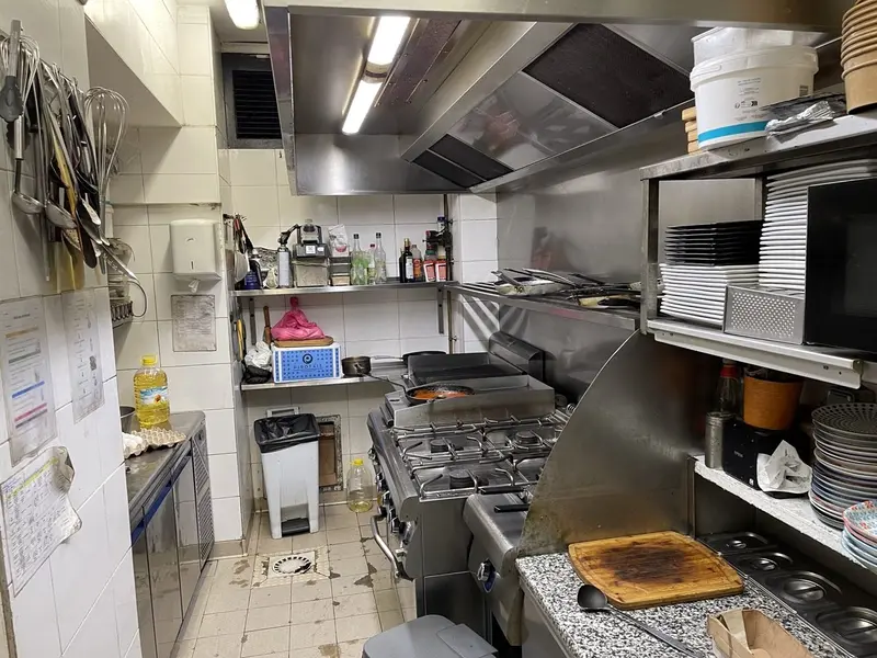 Fonds de commerce à vendre - Cafés et bars - Paris 11 (75011) - 707 000 €