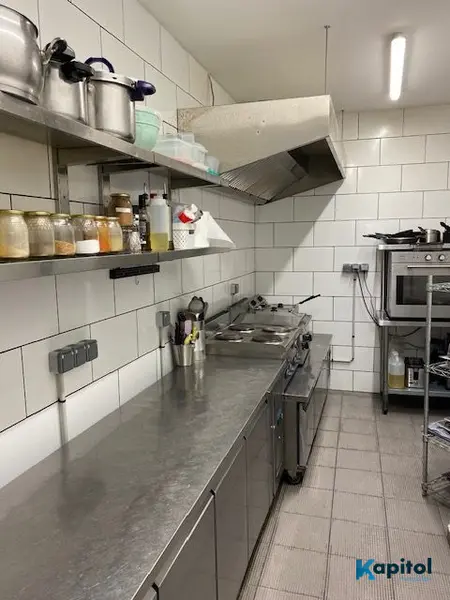 Fonds de commerce à vendre - Restauration - Suresnes (92150) - 246 000 €
