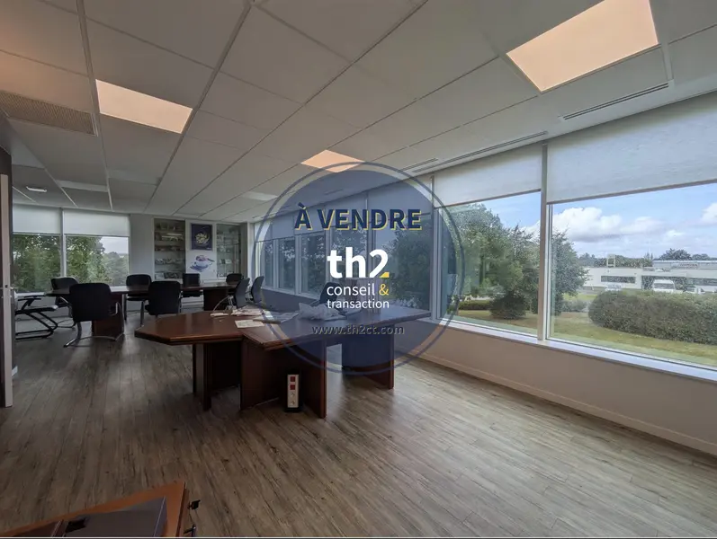 IMMEUBLE DE BUREAUX INDÉPENDANT