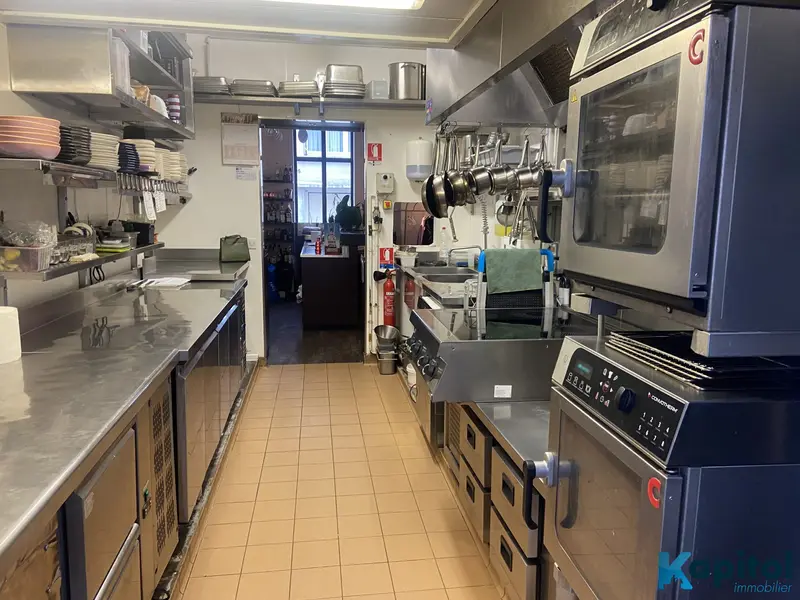 Restaurant avec Licence IV - Paris 16e - Affaire d'angle