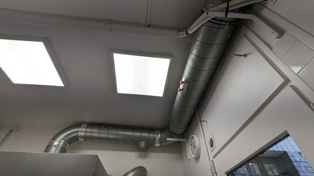 PARIS 15 - MAGNIFIQUE RESTAURANT REFAIT A NEUF