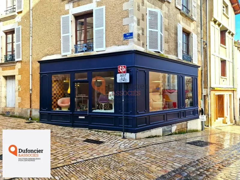 Local Commercial à vendre - Poitiers (86000) - 68 m²