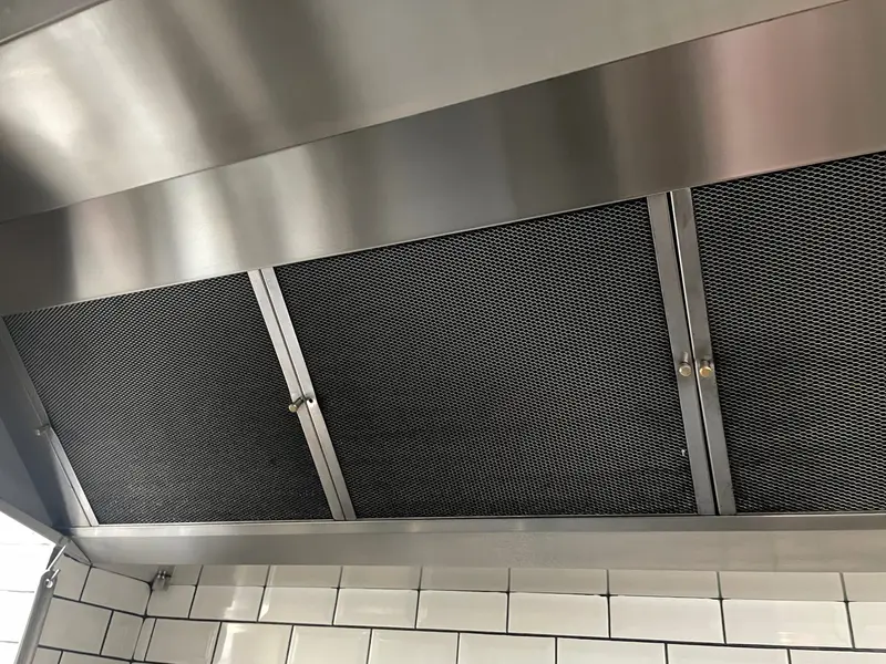 MONTMARTRE - EMPLACEMENT #1 - RESTAURANT - EXTRACTION DE 400