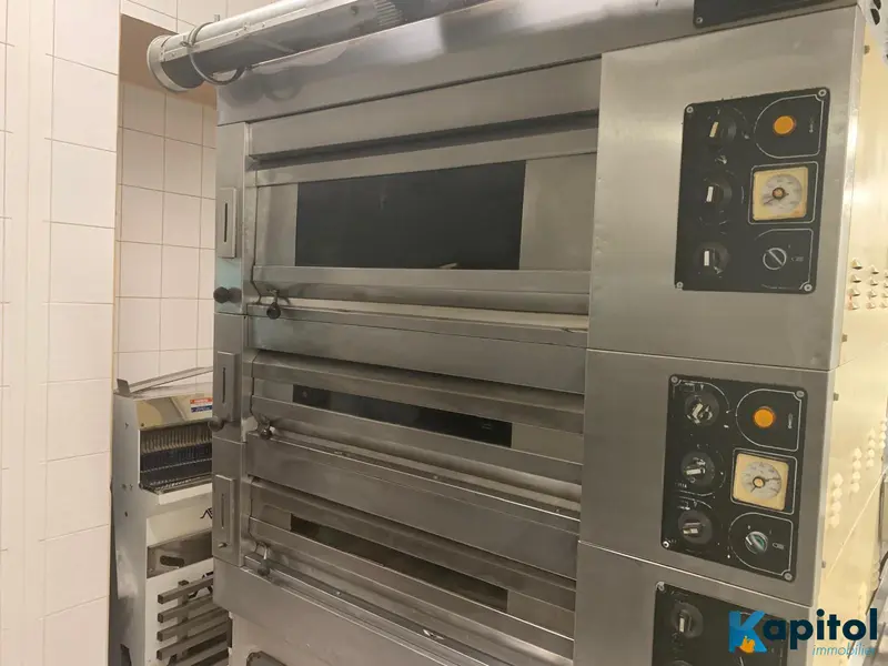 Boulangerie 200 m² - Clamart (92) - Bel emplacement