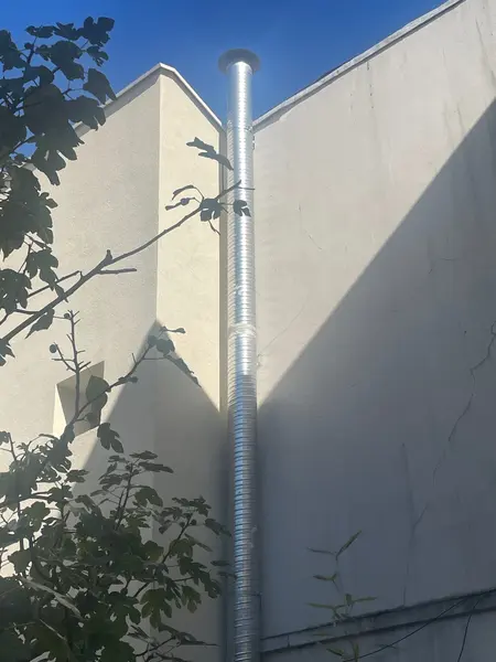 VINCENNES - RESTAURANT D'ANGLE - GRANDE TERRASSE