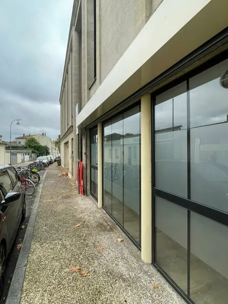 LOCAL COMMERCIAL 90 M² BORDEAUX - LE BOUSCAT - A VENDRE