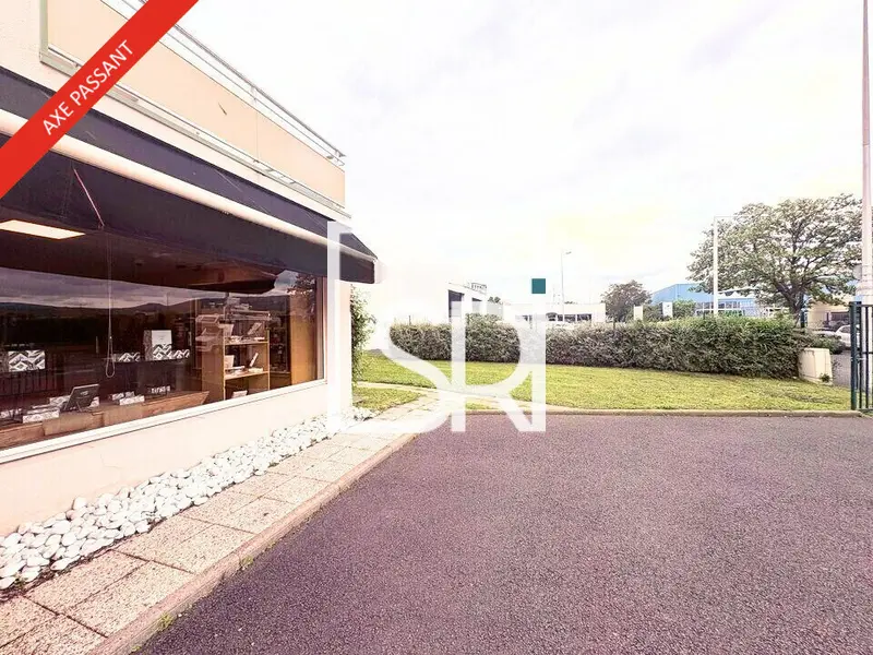 A vendre Local commercial  635m² Aubière