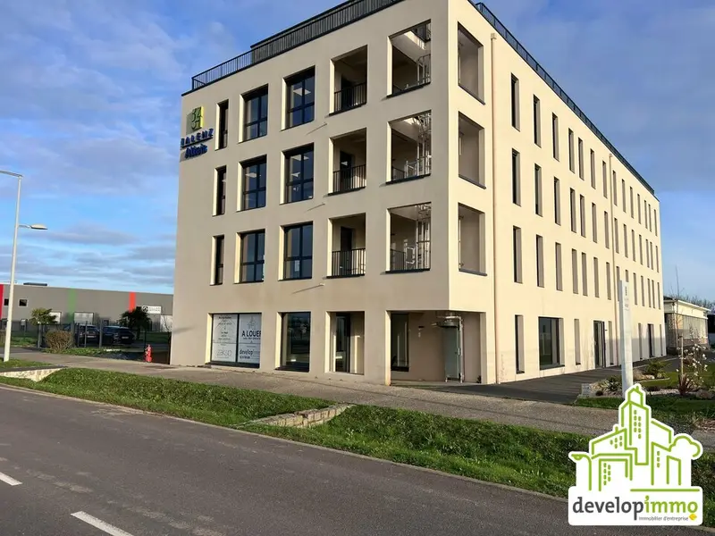 Bureaux neufs à louer - 188 m²