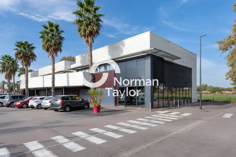 A vendre Fonds de commerce 899m² Saint-Cyprien