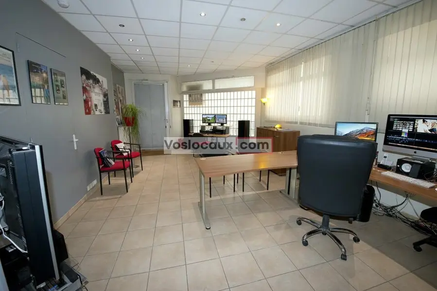 À vendre local commercial 90 m² - Nice Nord 