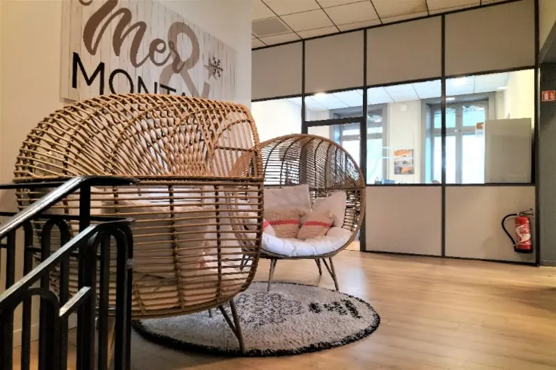 Rare bureaux de 600 m² en rez-de-chaussée /R+1 à Lyon 1