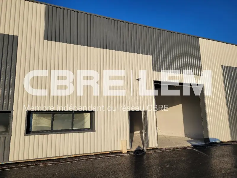 A louer Locaux d'activité 252m² Canteleu