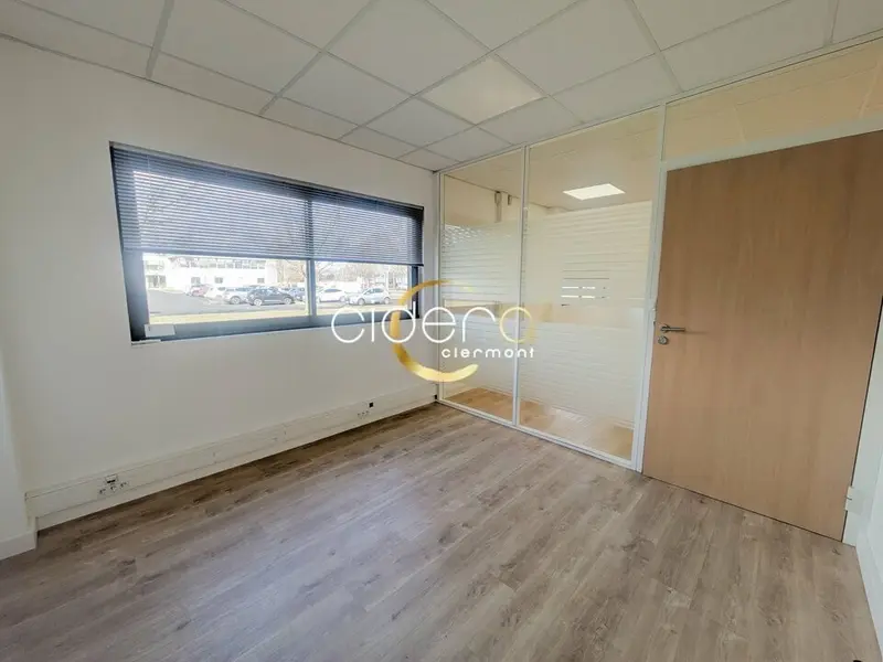 A louer Bureaux en rez-de-chaussée secteur LA PARDIEU