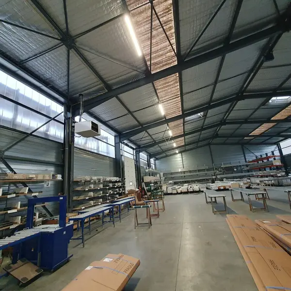 A louer Locaux d'activité 960m² Saint-Martin-d'Hères