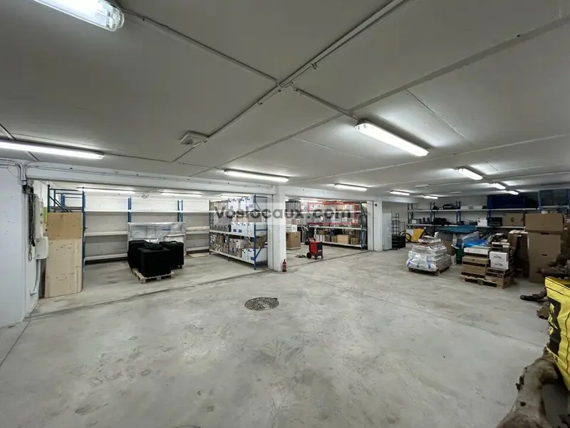 A louer : Box de 53m² à GRASSE