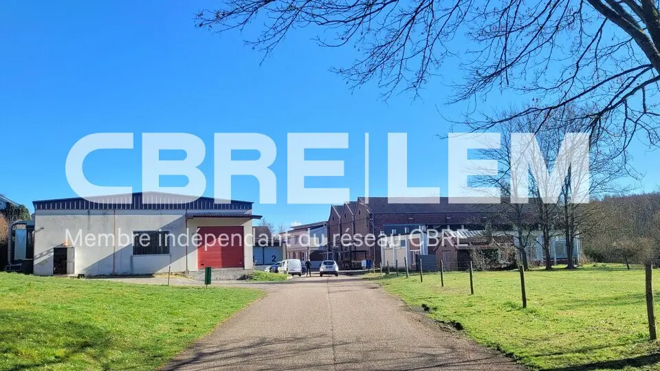A vendre Locaux d'activité 5700m² Malaunay