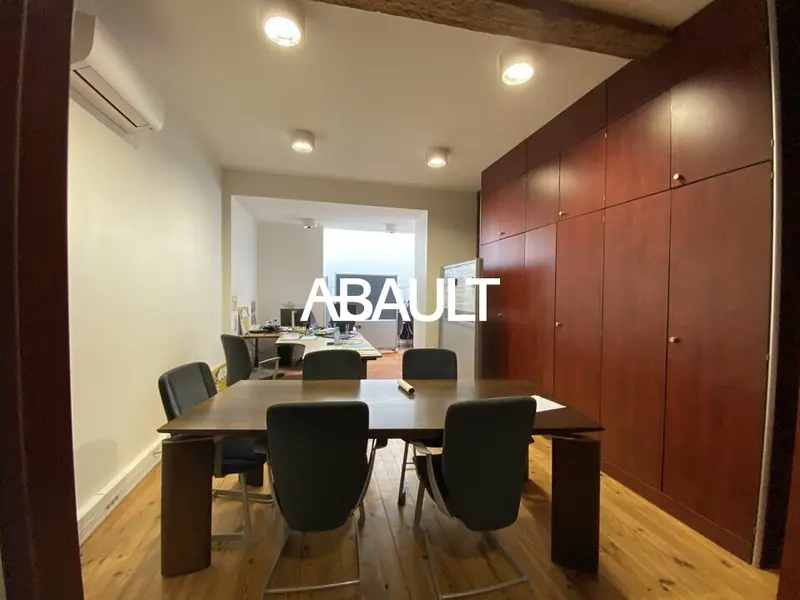 A LOUER BUREAUX D'ENVIRON 61M² AU COEUR DE TOULOUSE 