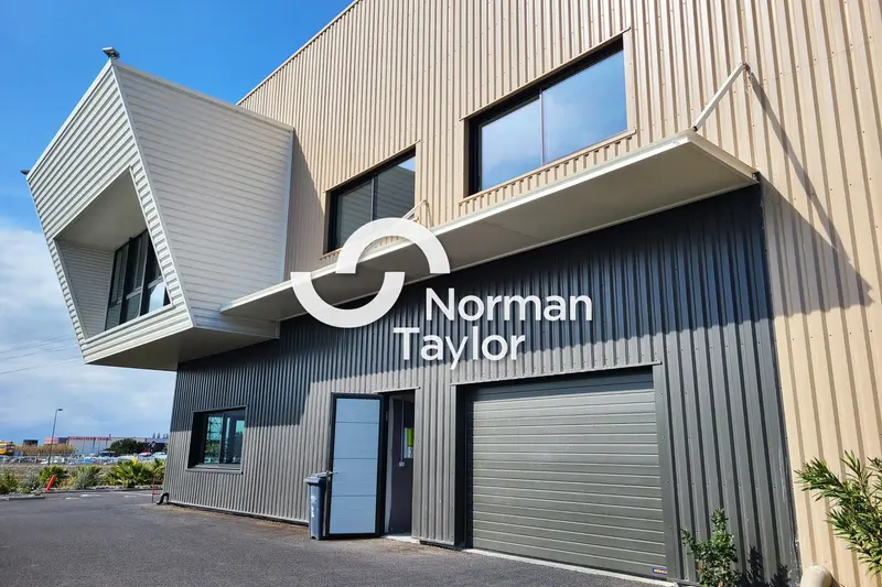 Local d'activité de 278 m² à louer  Sète