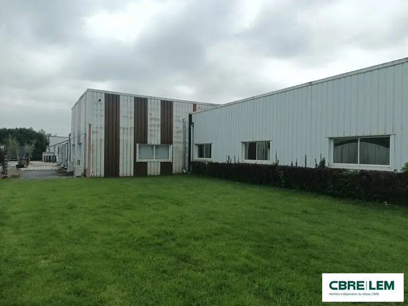 A louer Locaux d'activité 2160m² Grand Bourgtheroulde