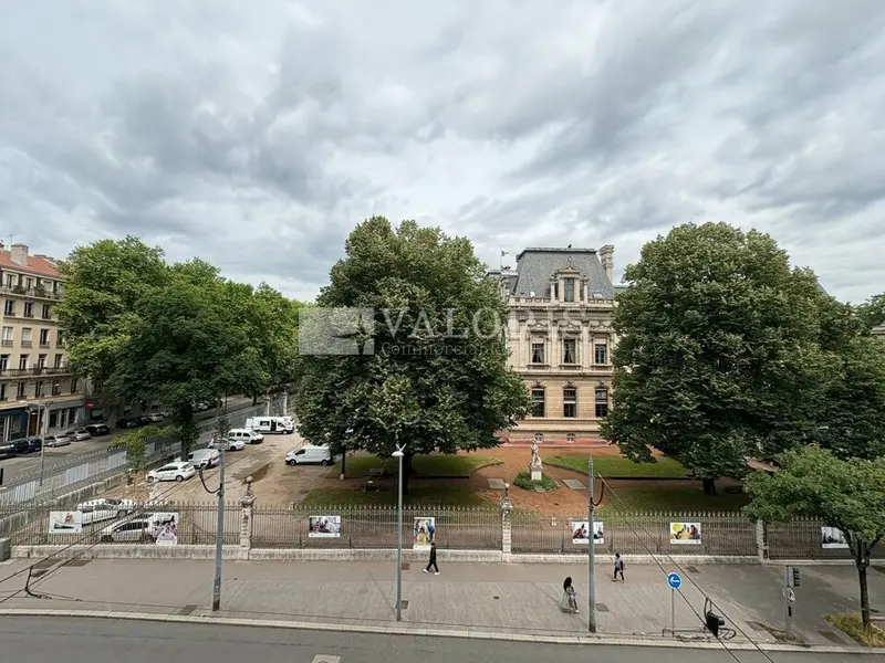 A vendre Bureaux 105m² Lyon 03
