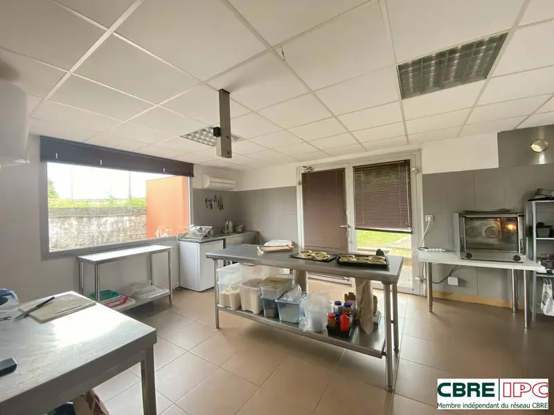LOCATION - REF 7927FD