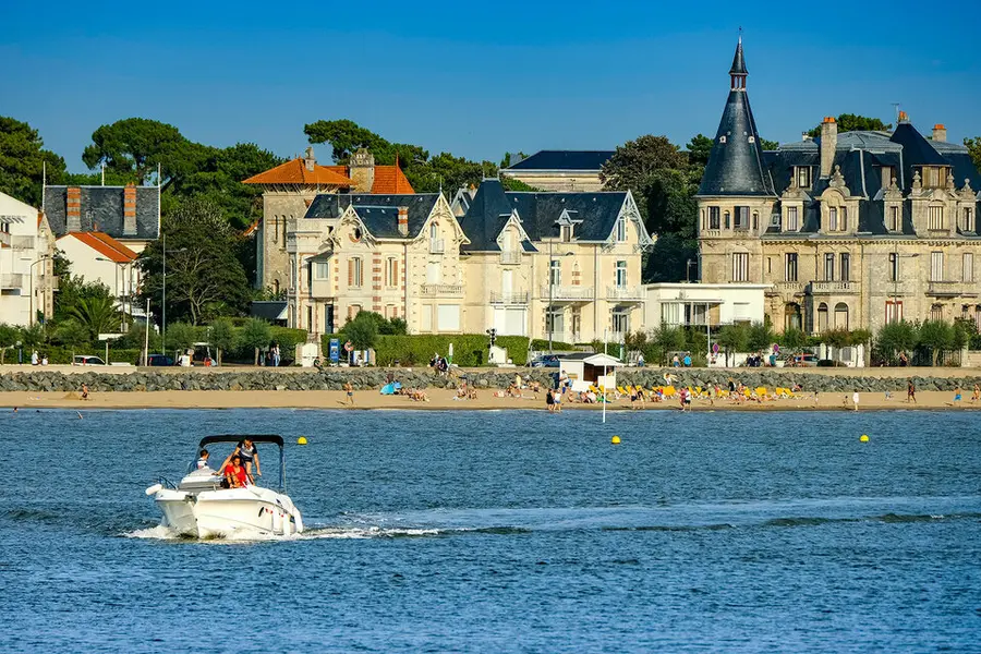 Royan - Restaurant - Vente Fonds de Commerce 