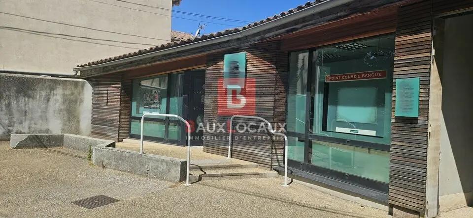 A louer Local commercial  100m² Monteux