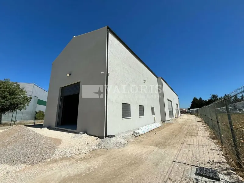A louer Locaux d'activité 140m² Rognac