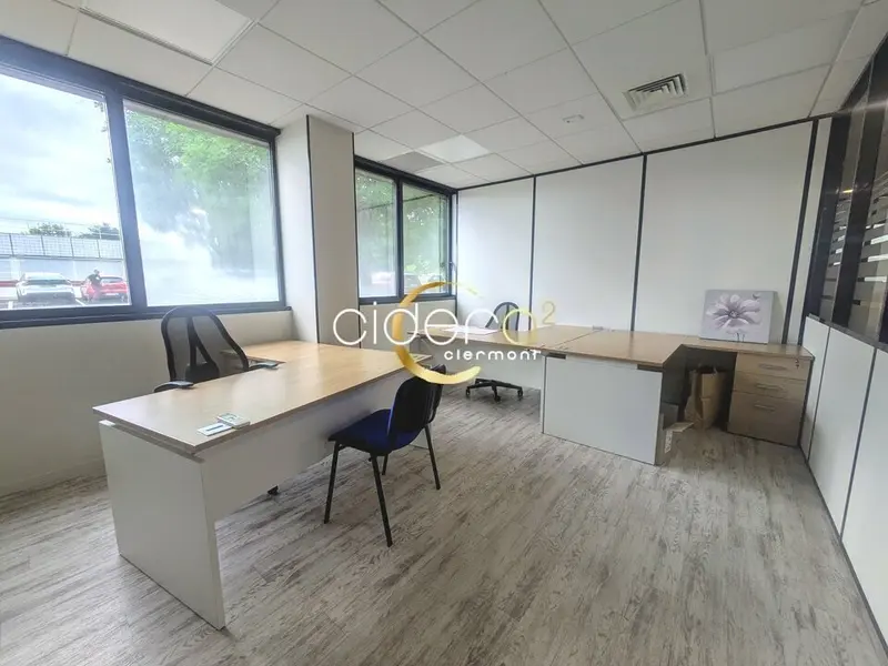 A louer Bureaux environ 516m² à La Pardieu Clermont-Fd