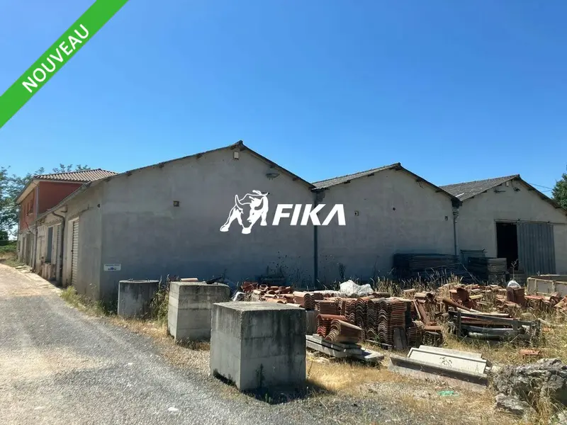 A VENDRE ENTREPOT D'ACTIVITÉ 1200 m² - (82710) BRESSOLS