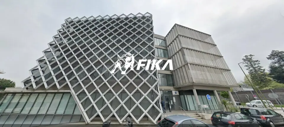 A louer Bureaux 664.7m² Lormont