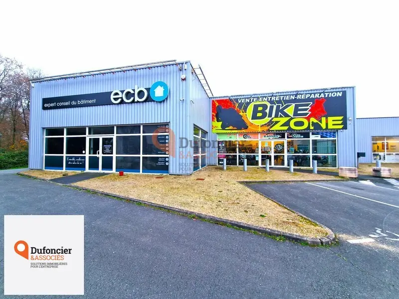 Entrepôt / Activité à louer - Saint-Benoît (86280) - 262 m² - 1 800 €/mois