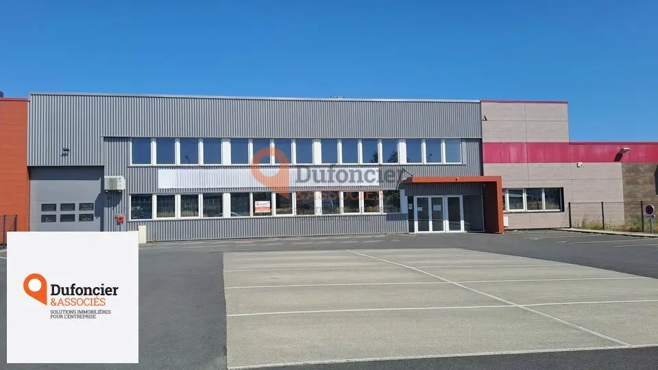 Bureau à louer - Châtellerault (86100) - 200 m² - 1 600 €/mois