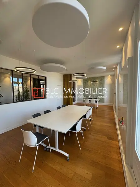 Bureau à louer - Marseille 06 (13006) - 85 m² - 1 658 €/mois