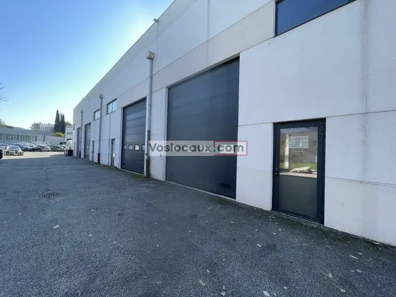 Entrepôt / Activité à louer - Mouans-Sartoux (06370) - 400 m² - 4 333 €/mois