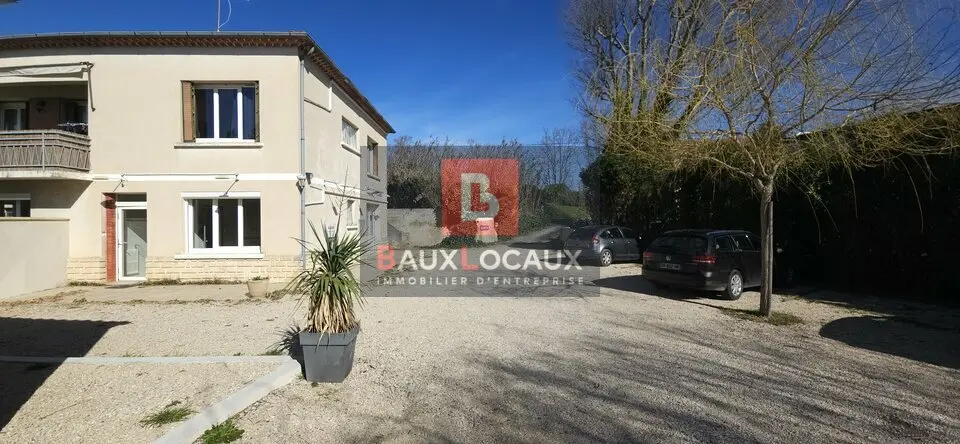 Entrepôt / Activité à louer - Sarrians (84260) - 104 m² - 1 200 €/mois