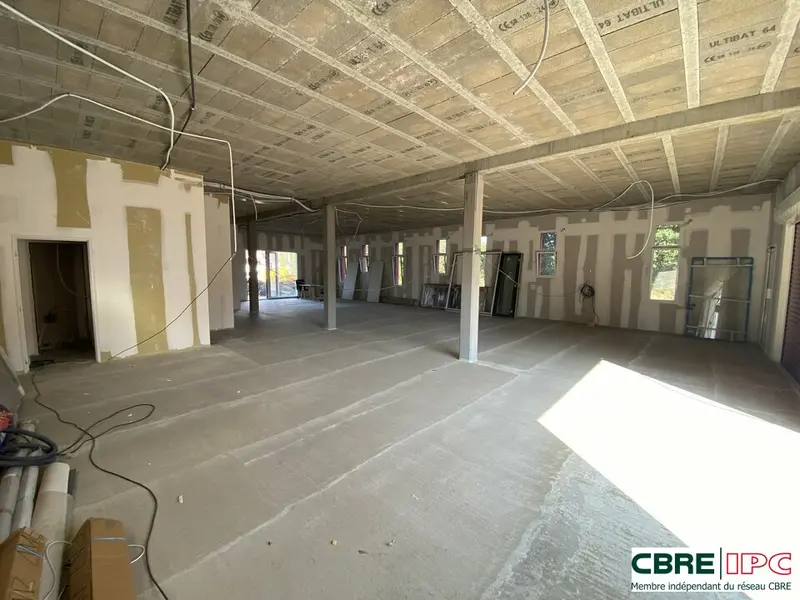 LOCATION - REF : 8247EL2