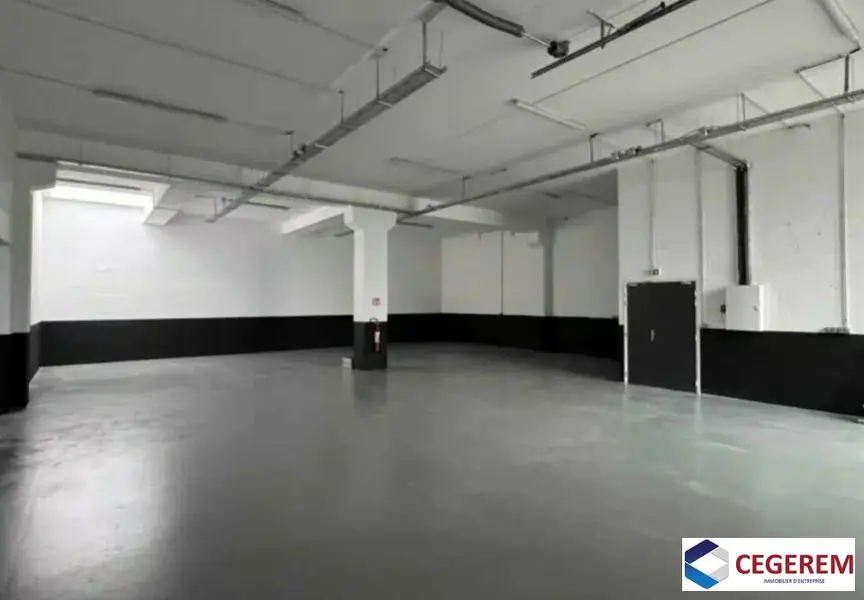 LOCAUX D'ACTIVITE A LOUER A VILLEJUIF
