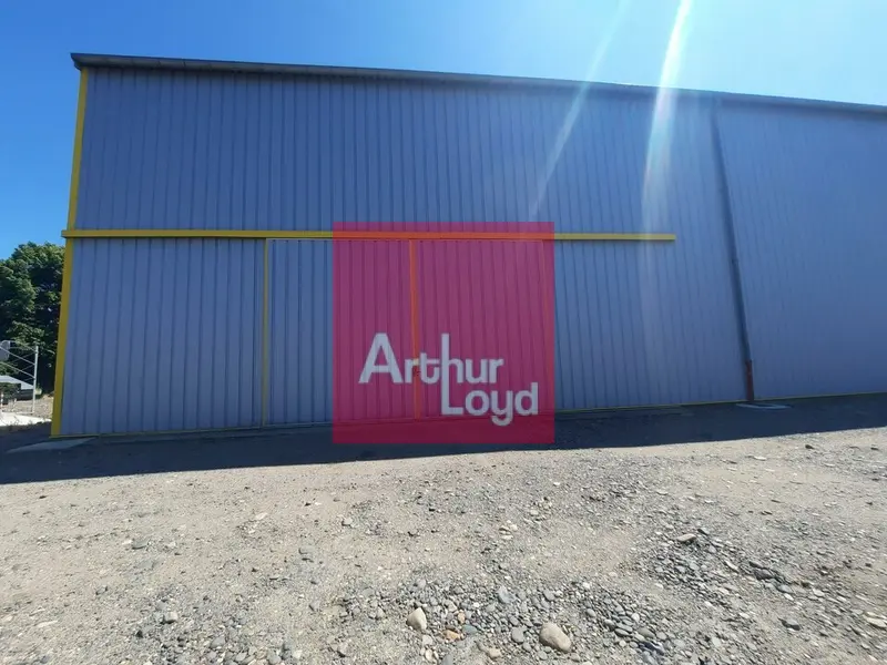 Entrepôt / Activité à louer - Cournon-D'Auvergne (63800) - 350 m² - 2 900 €/mois