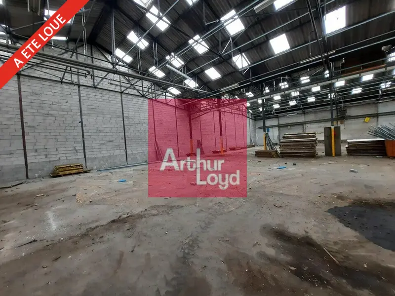 Entrepôt / Activité à louer - Cournon-D'Auvergne (63800) - 720 m² - 3 000 €/mois