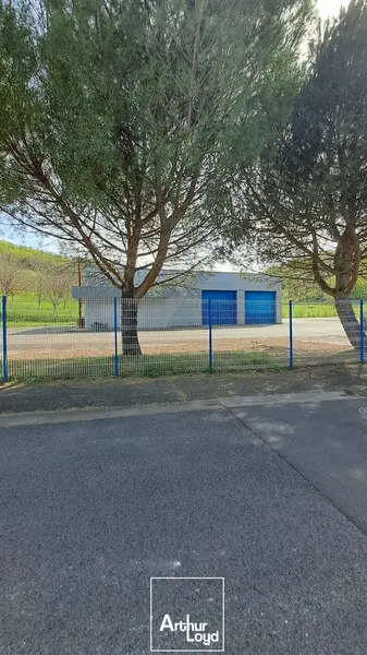 Entrepôt / Activité à vendre - Terrasson-Lavilledieu (24120) - 329 m²