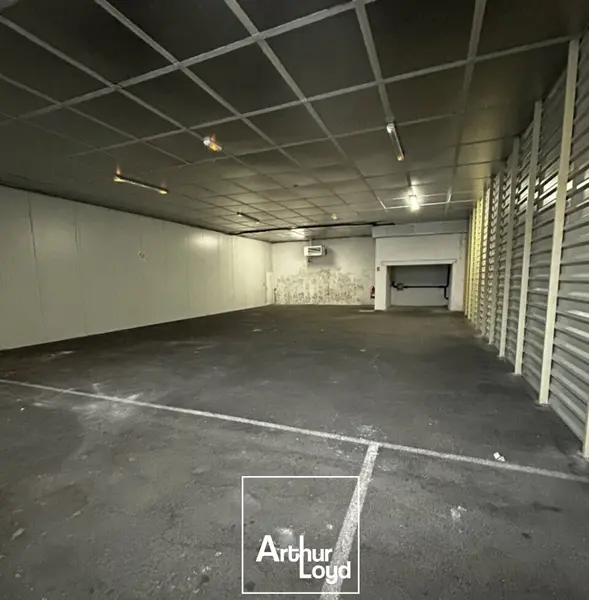 Entrepôt / Activité à louer - Brive-La-Gaillarde (19100) - 218 m² - 1 000 €/mois