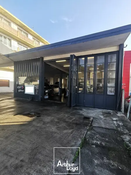 Entrepôt / Activité à vendre - Brive-La-Gaillarde (19100) - 178 m²