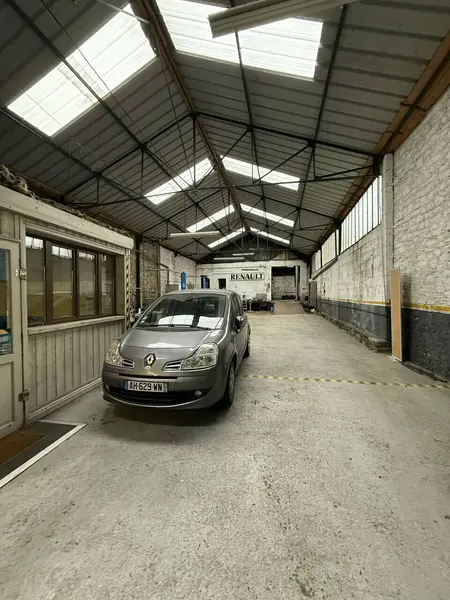 Entrepôt / Activité à vendre - Brive-La-Gaillarde (19100) - 422 m²