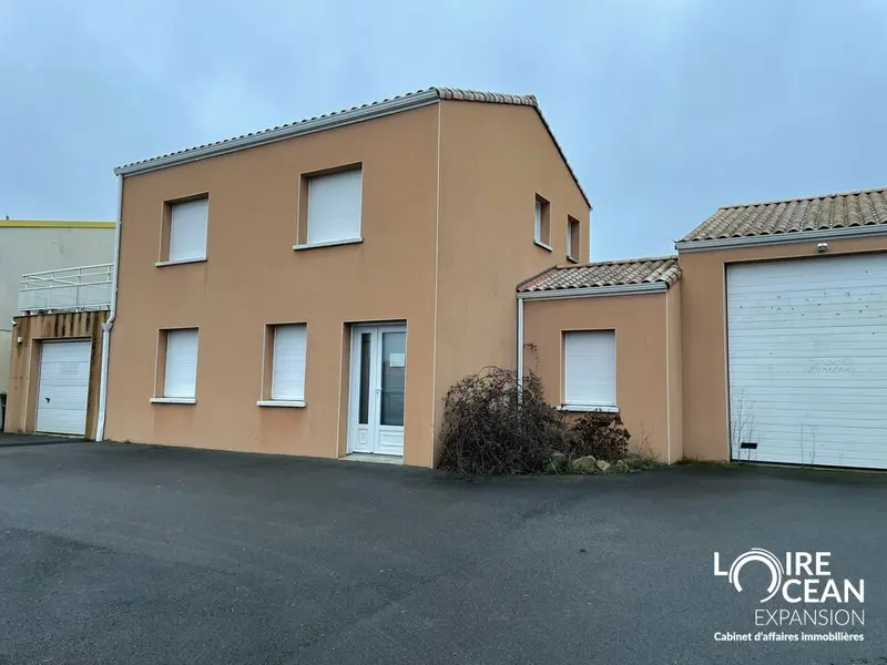 A louer Locaux d'activité 200m² Divatte-sur-Loire