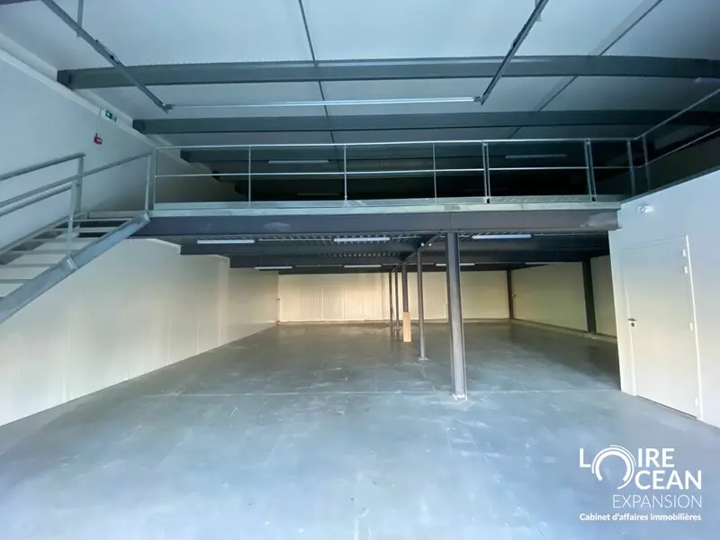 A louer Locaux d'activité 293m² Vallet